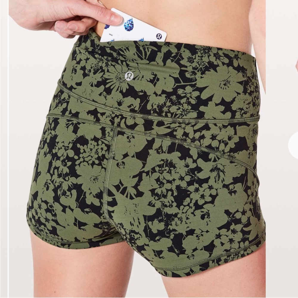 Lululemon In Movement High Rise Short *Everlux 2.5” - Picture 2 of 8